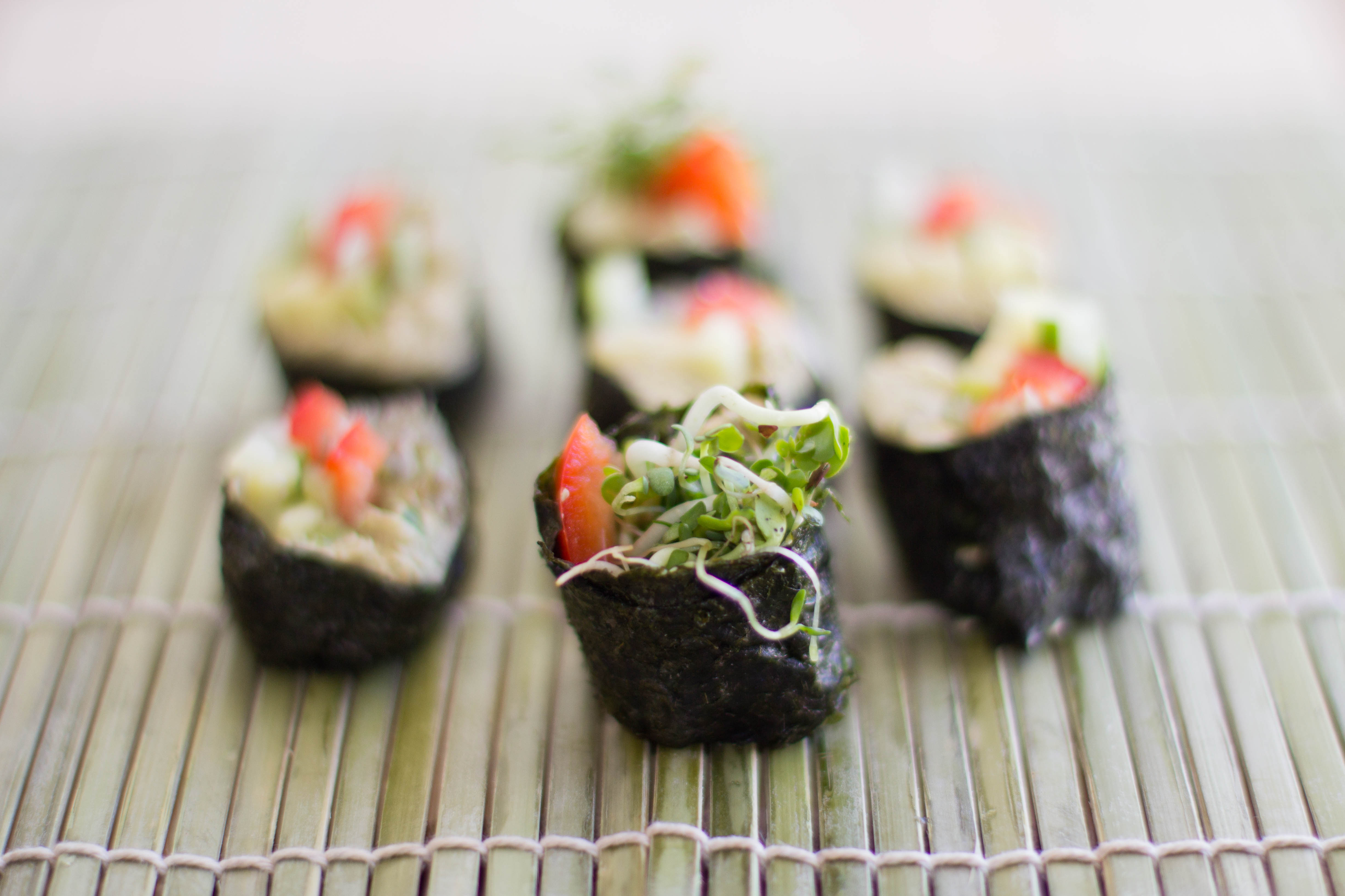 Vegan and Gluten Free Sushi Rolls ♡
